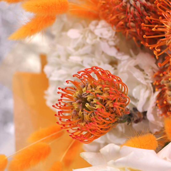 Авторский букет «Жар-птица»