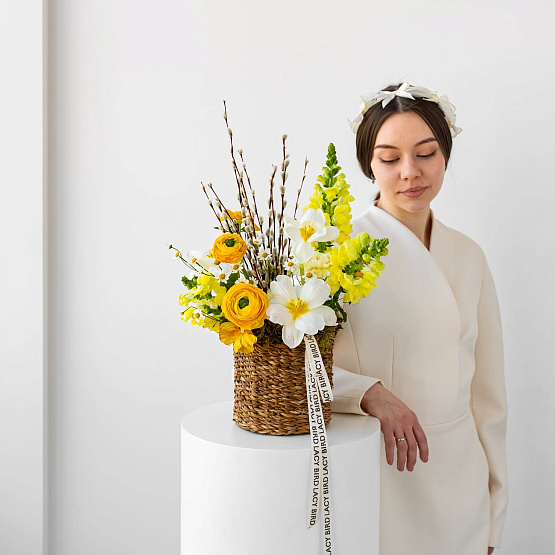 Корзина «Солнце в лепестках»