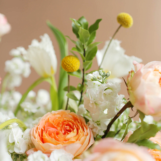 Коробка с цветами «Оттепель»