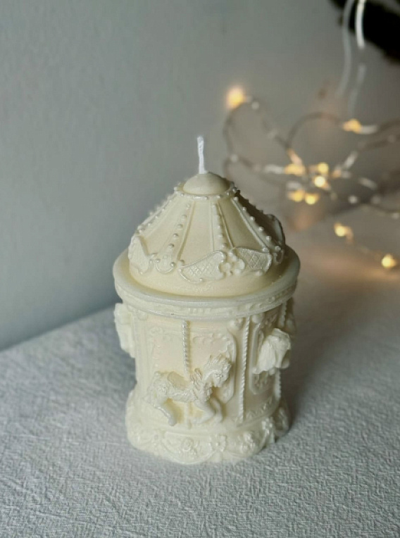 Свеча «Карусель Музыка детства»