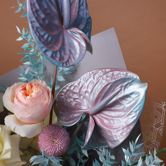 “Shine” Signature Bouquet