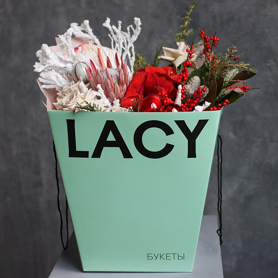 Авторский букет «Новогодний маскарад»