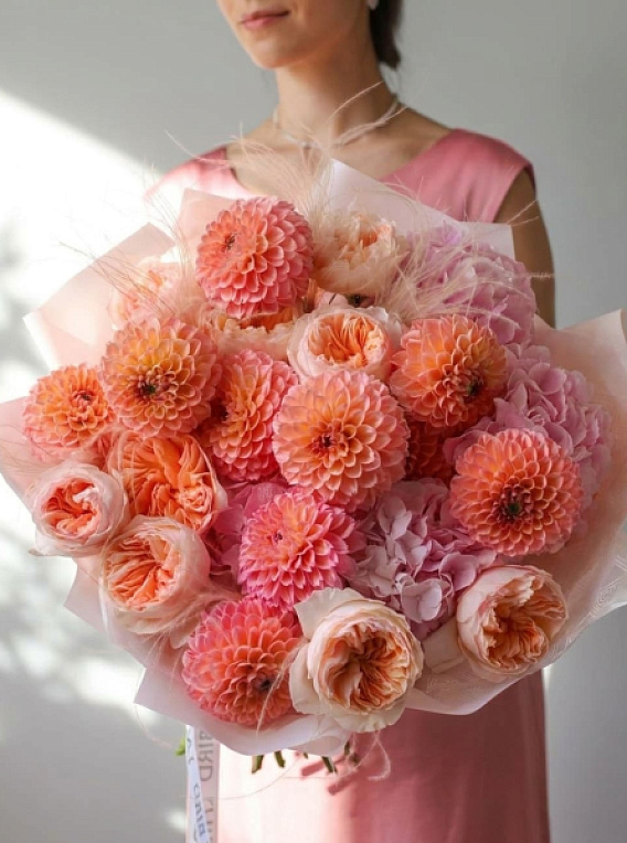 Триобукет «Сочный персик»
