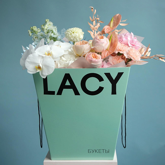 "Cupcake" Signature Bouquet