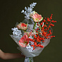 Авторский букет «Ягоды на снегу»