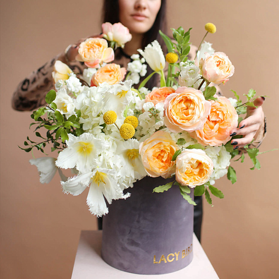 Коробка с цветами «Оттепель»