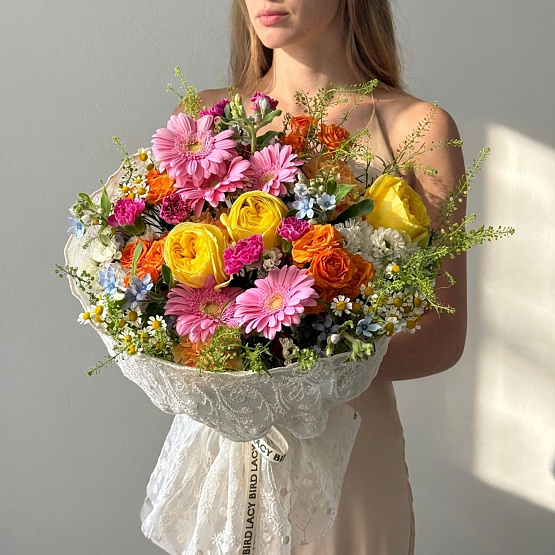 Bouquet of guipure