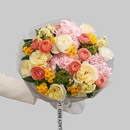 «Весенний шепот» авторский букет