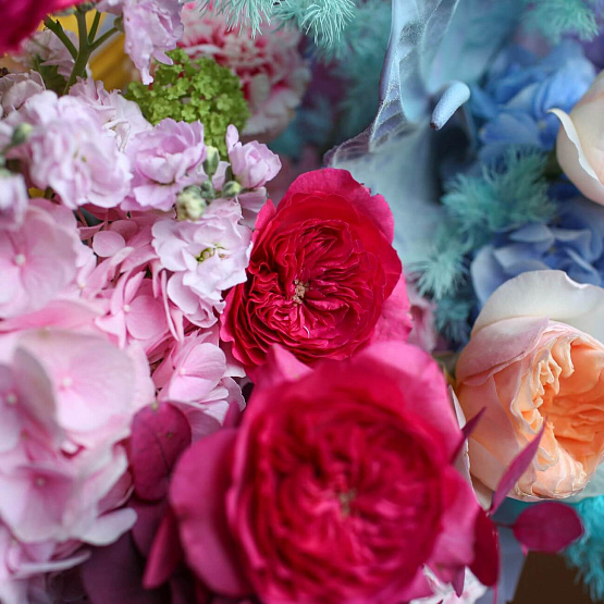 Авторский букет «Радужный»