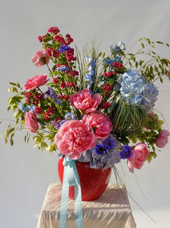 «Сказочные сновидения» авторский букет в вазе