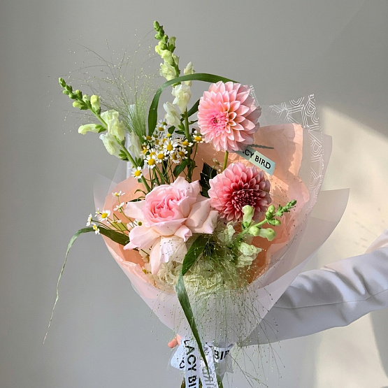 Нежный румянец