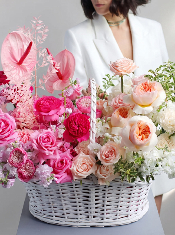 “Blooming Garden” Flower Basket