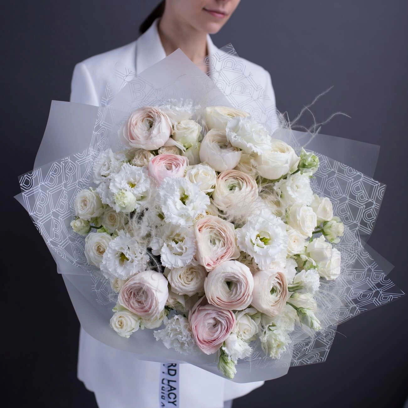 Триобукет «Нежный шепот»