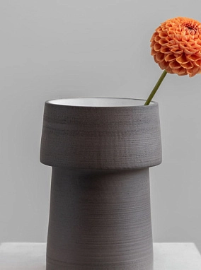 “Pomegranate” Vase (S)